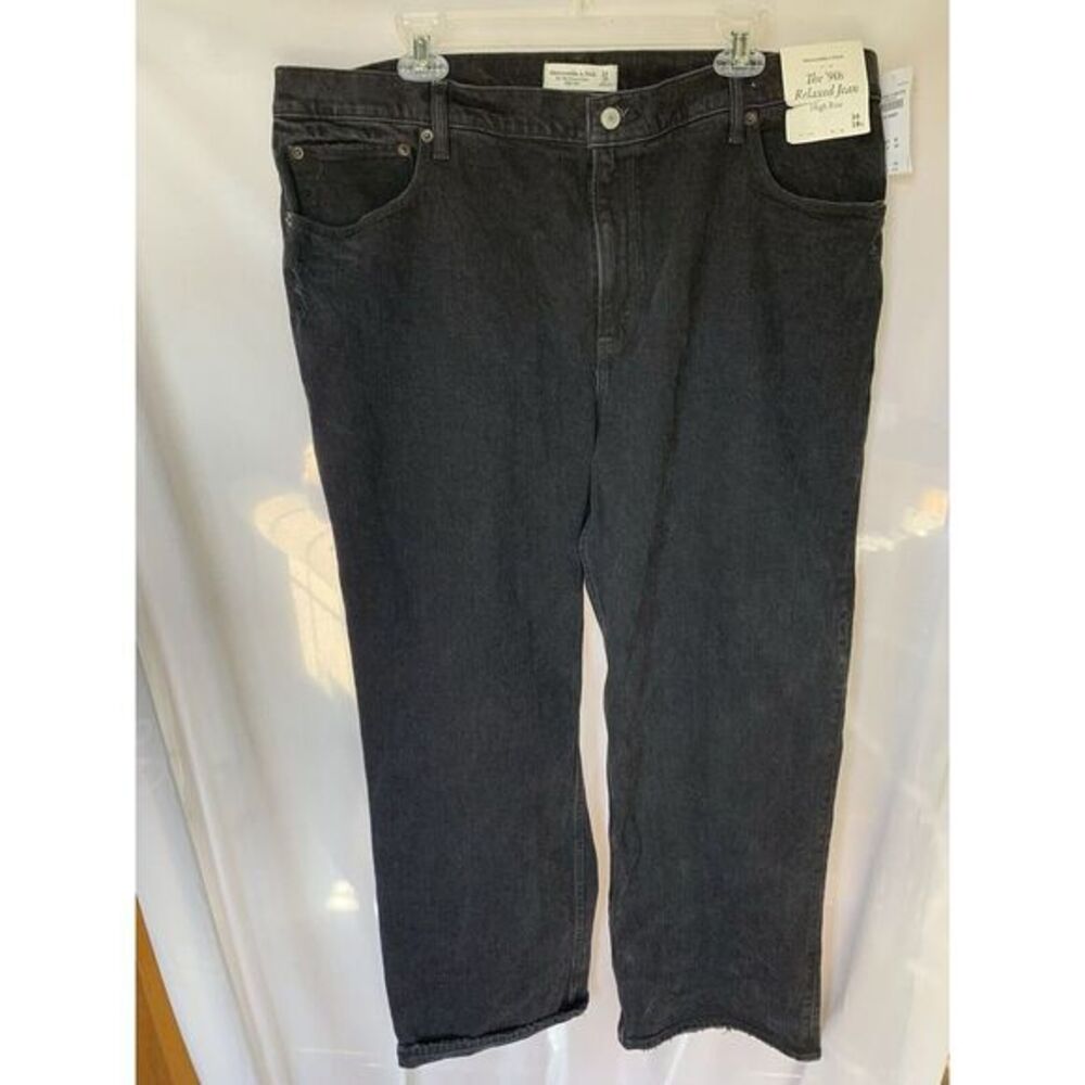 Women Abercrombie & Fitch the 90s relaxed high-rise 34/18S Butt Slit Distressed